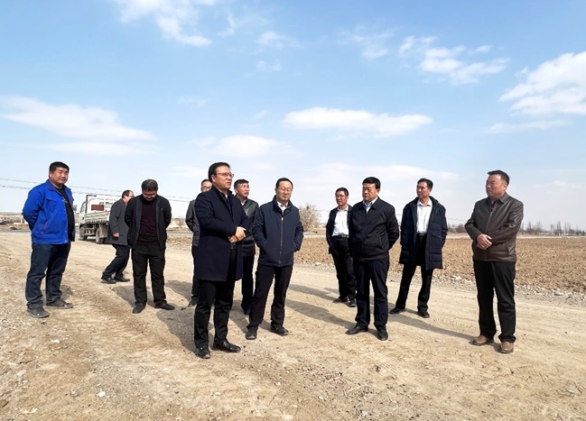 振興種業(yè)在行動,敦煌種業(yè)牽手奧凱種機、大禹節(jié)水現(xiàn)場對接推進千畝智慧種業(yè)示范園區(qū)建設(shè)項目