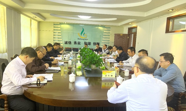 市委常委、副市長張秀林到敦煌種業(yè)調研